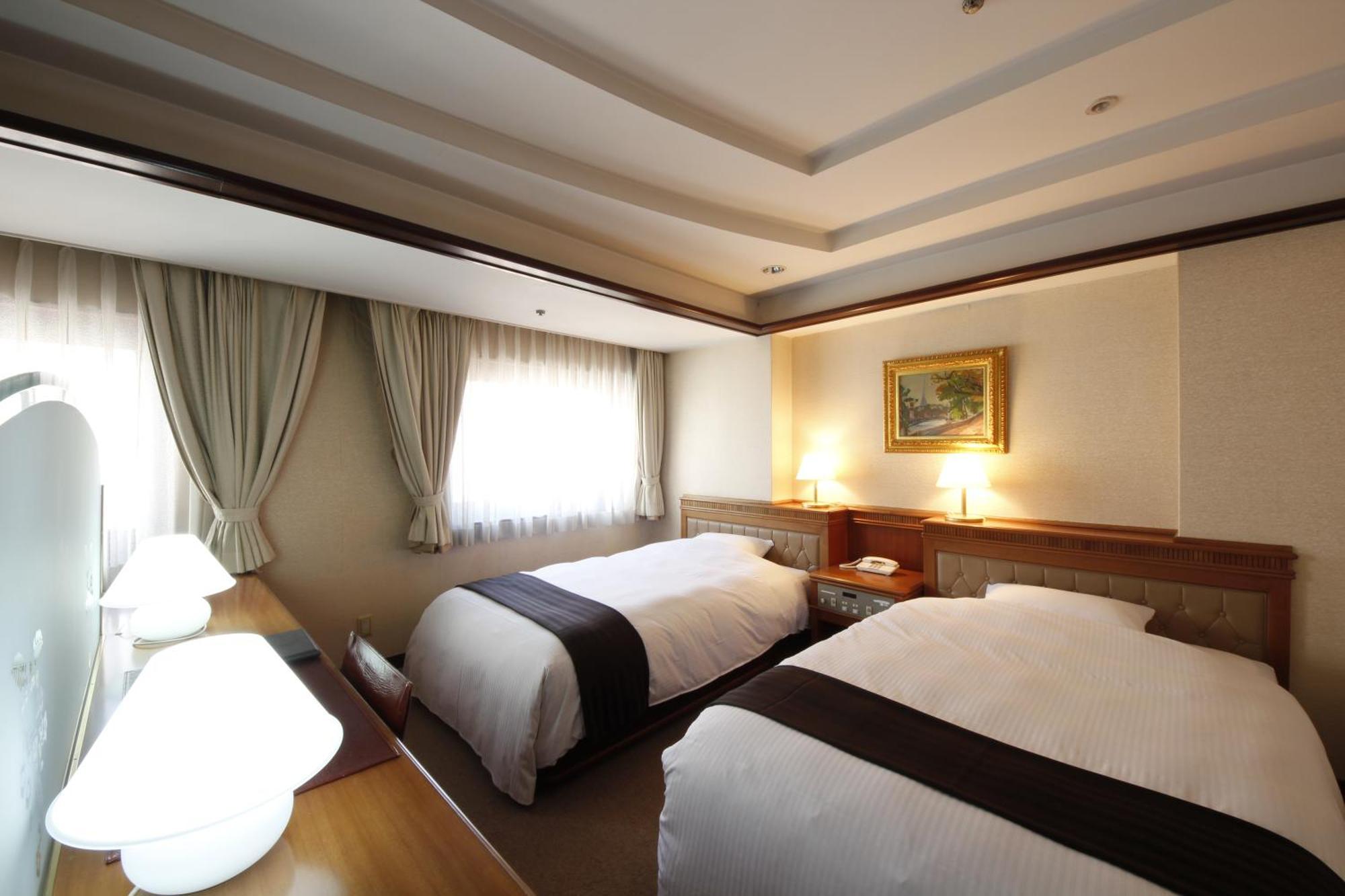 Hotel Hiroshima Garden Palace Eksteriør bilde