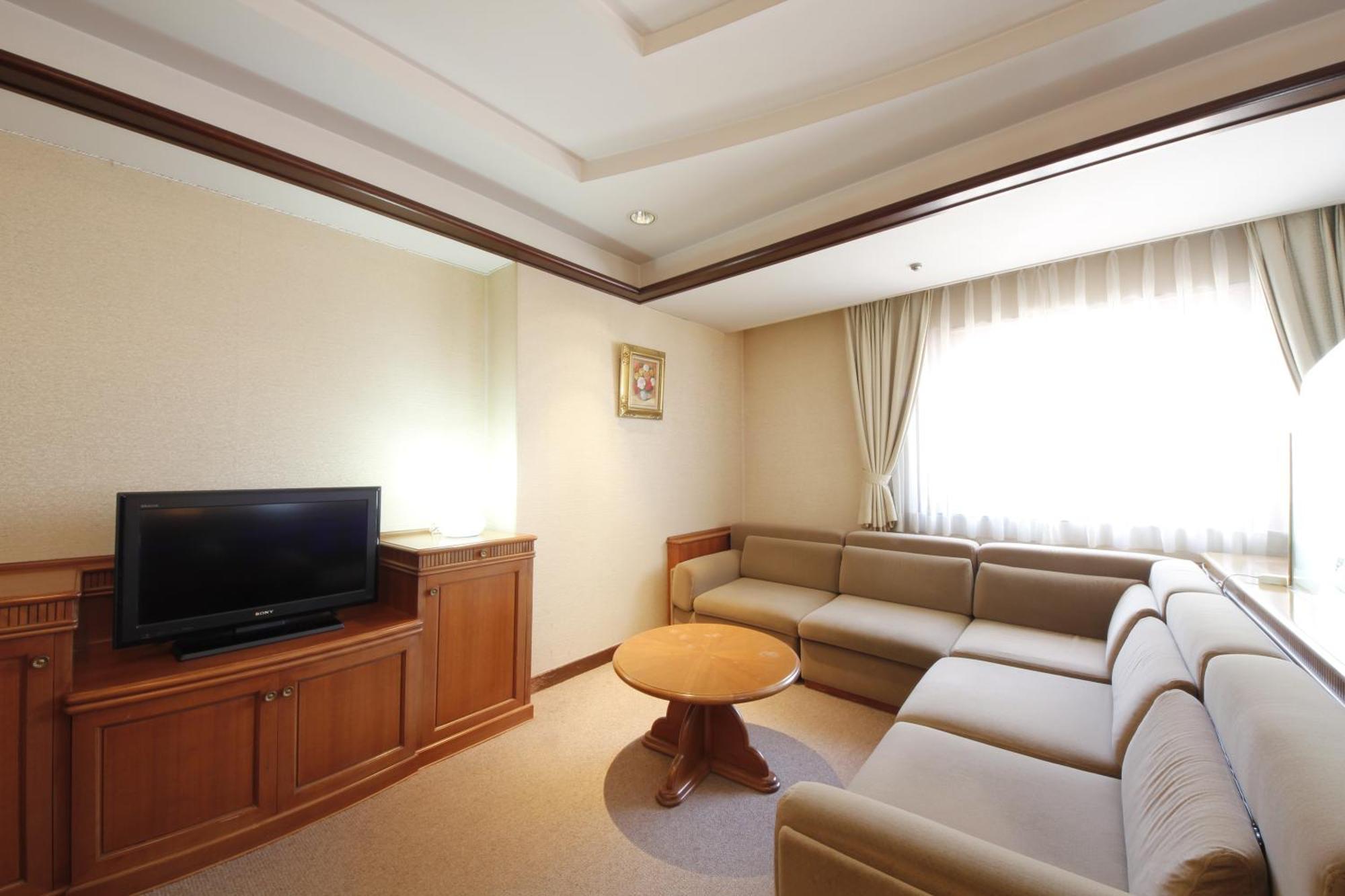 Hotel Hiroshima Garden Palace Eksteriør bilde